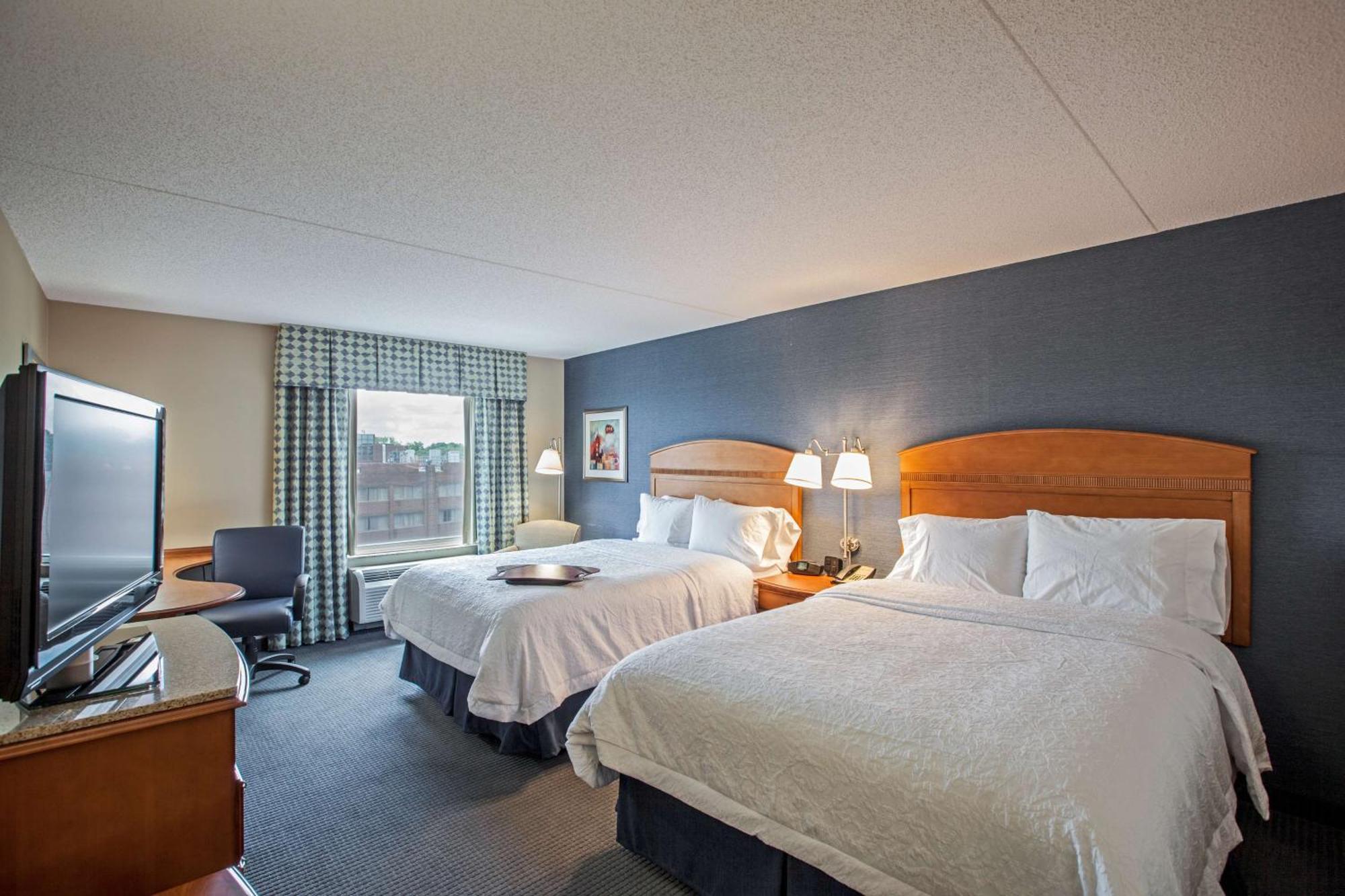 Hampton Inn New York - Laguardia Airport Eksteriør billede