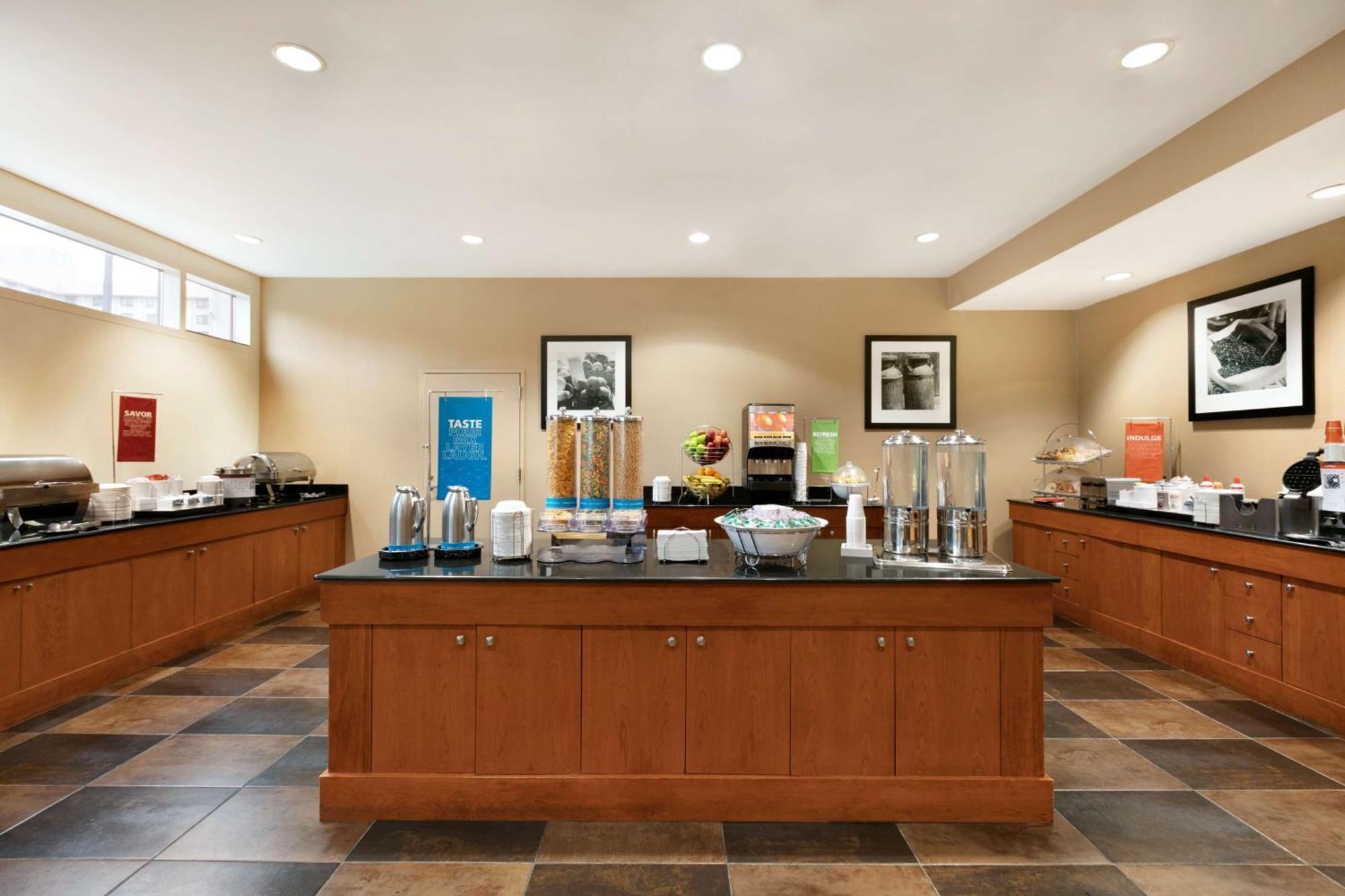 Hampton Inn New York - Laguardia Airport Eksteriør billede