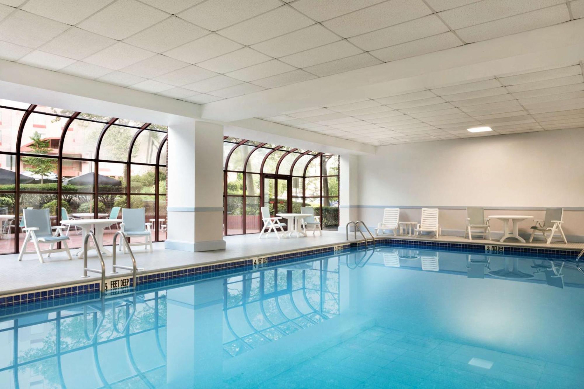 Hampton Inn New York - Laguardia Airport Eksteriør billede
