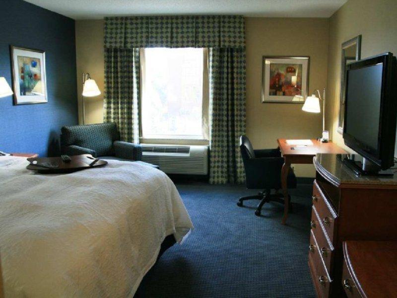 Hampton Inn New York - Laguardia Airport Eksteriør billede