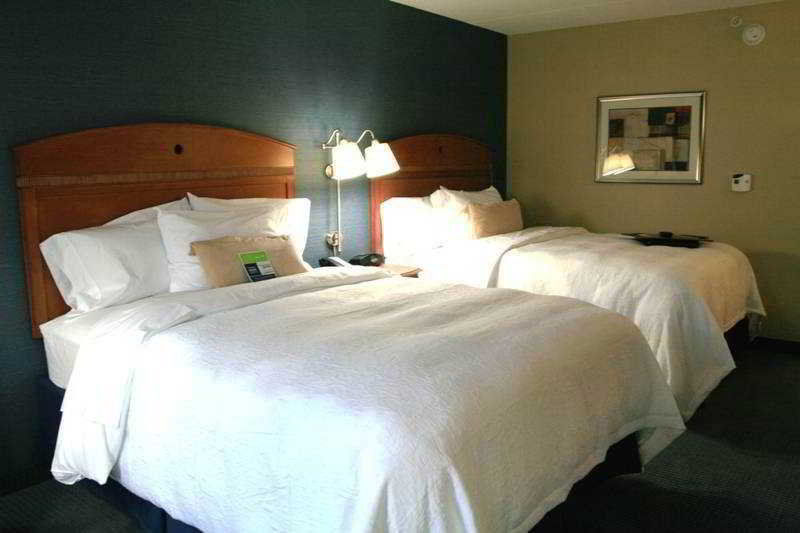 Hampton Inn New York - Laguardia Airport Værelse billede