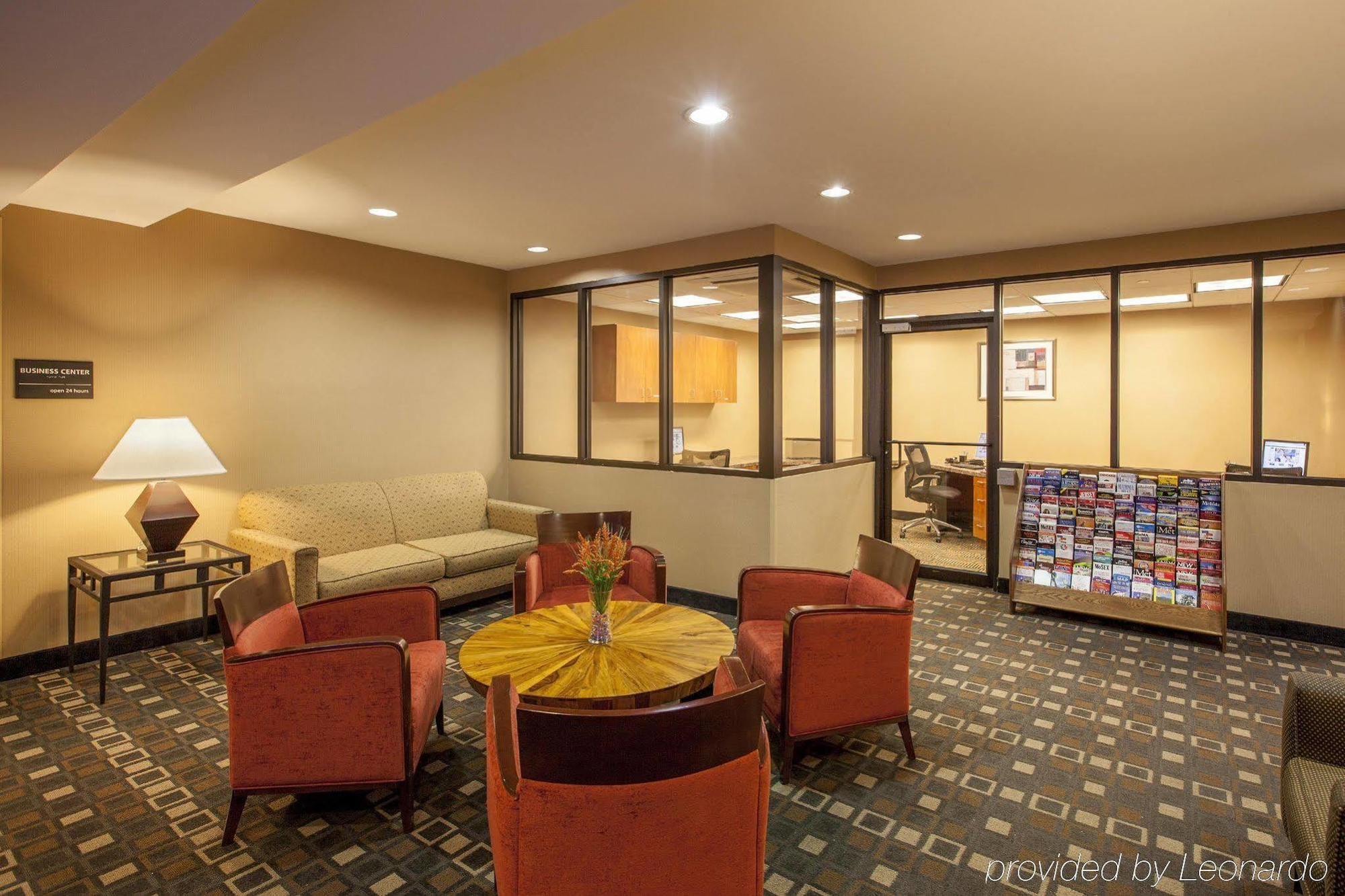 Hampton Inn New York - Laguardia Airport Eksteriør billede